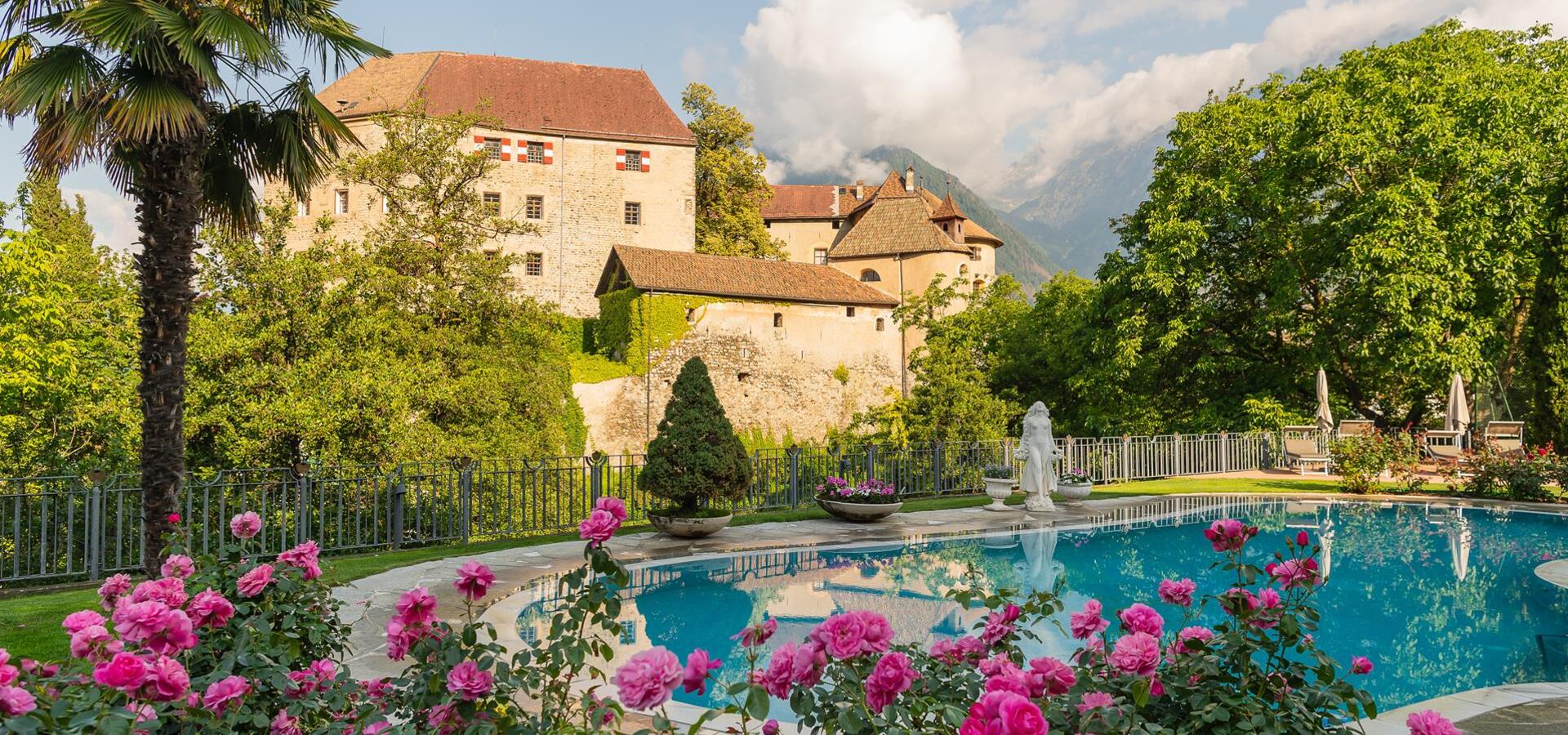 Unser Freibad mit Schlossblick