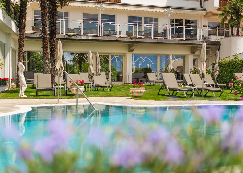 Hotel Starkenberg with outdoor pool